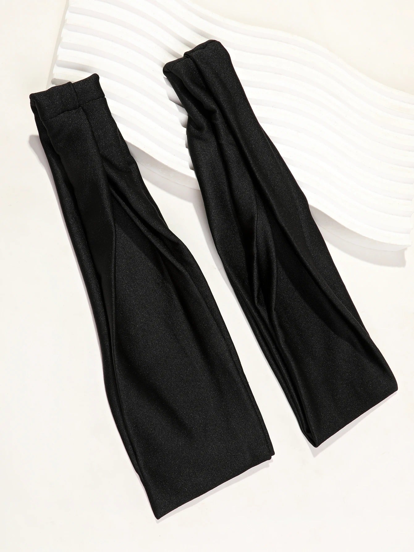 4Pcs Black Twist Knotted HeadBands Boho Stretchy Hair Band Non Slip for Girl Turban Plain Headwrap Yoga Workout Hair Accessories